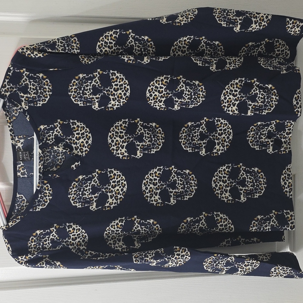 Navy Skull Print Long Sleeve Top